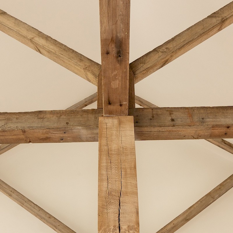 Ceiling detail