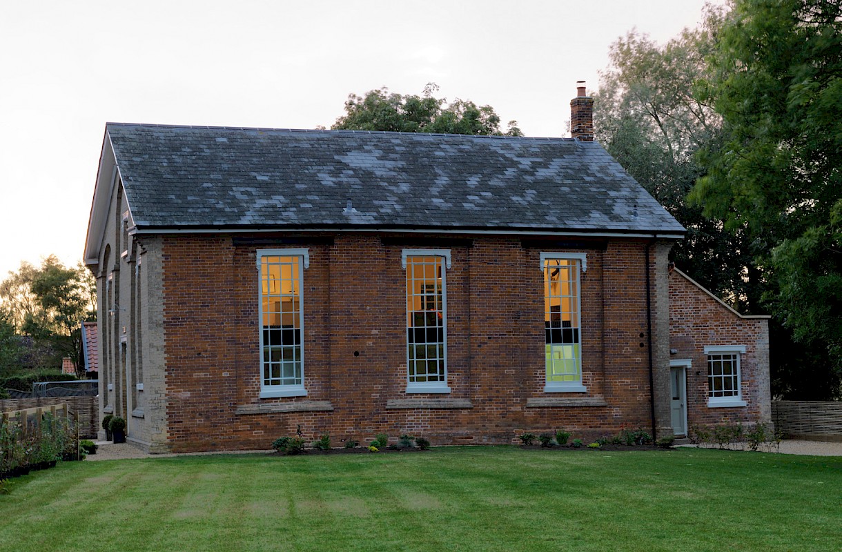 Exterior windows